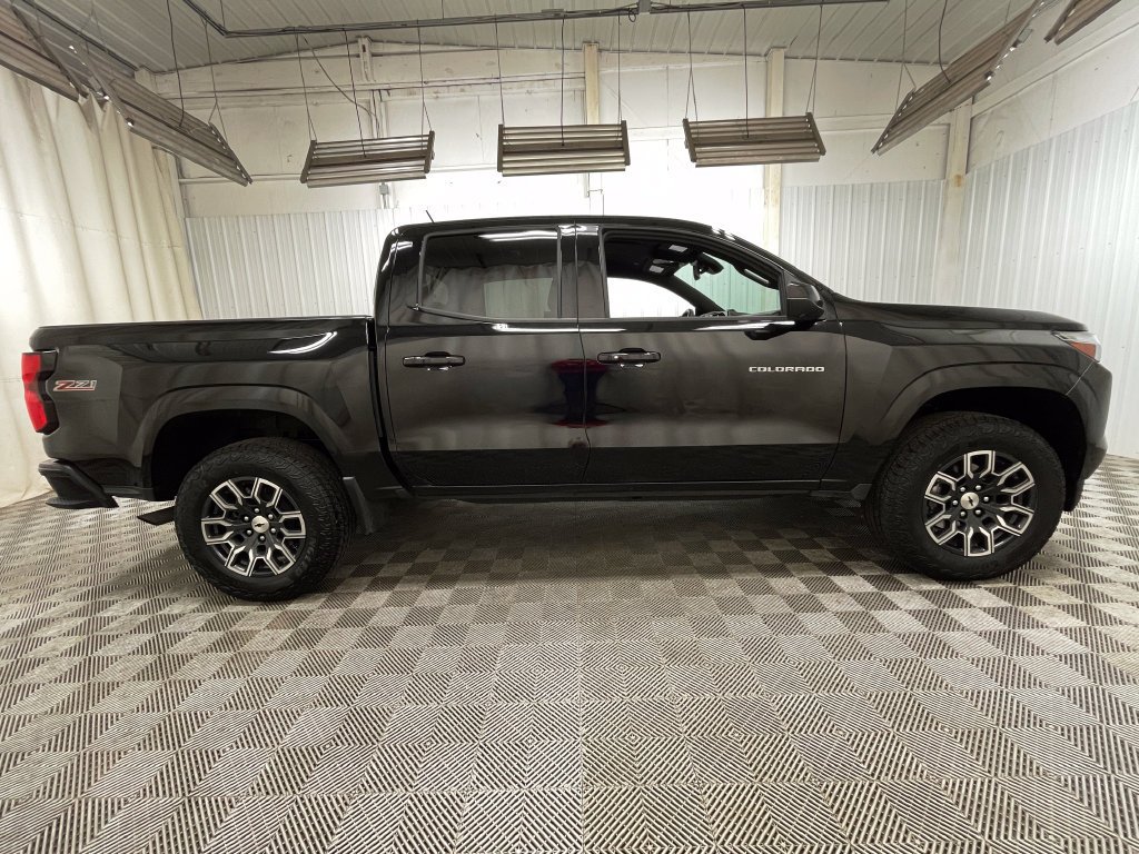 2024 Chevrolet Colorado Z71 - Photo 17