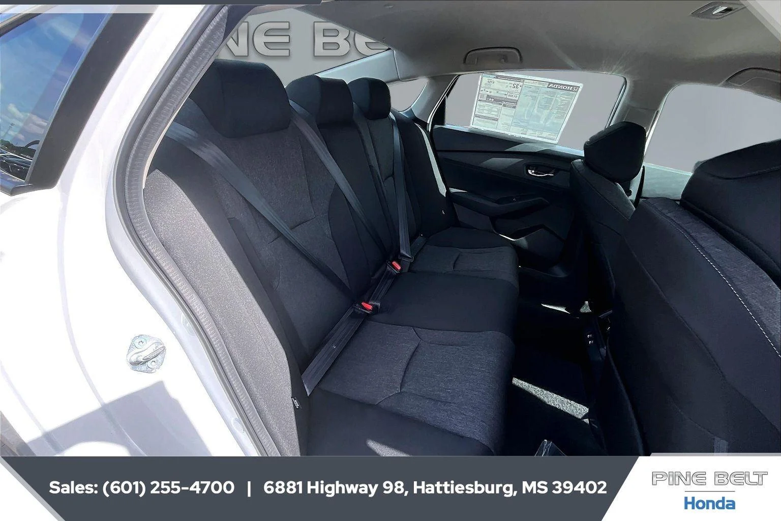 New 2026 Platinum White Pearl Honda LX image 7