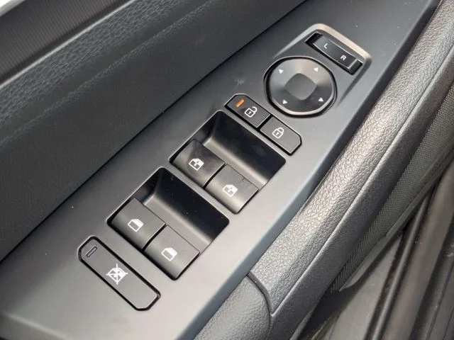 New 2026 Wolf Gray Kia EX image 24