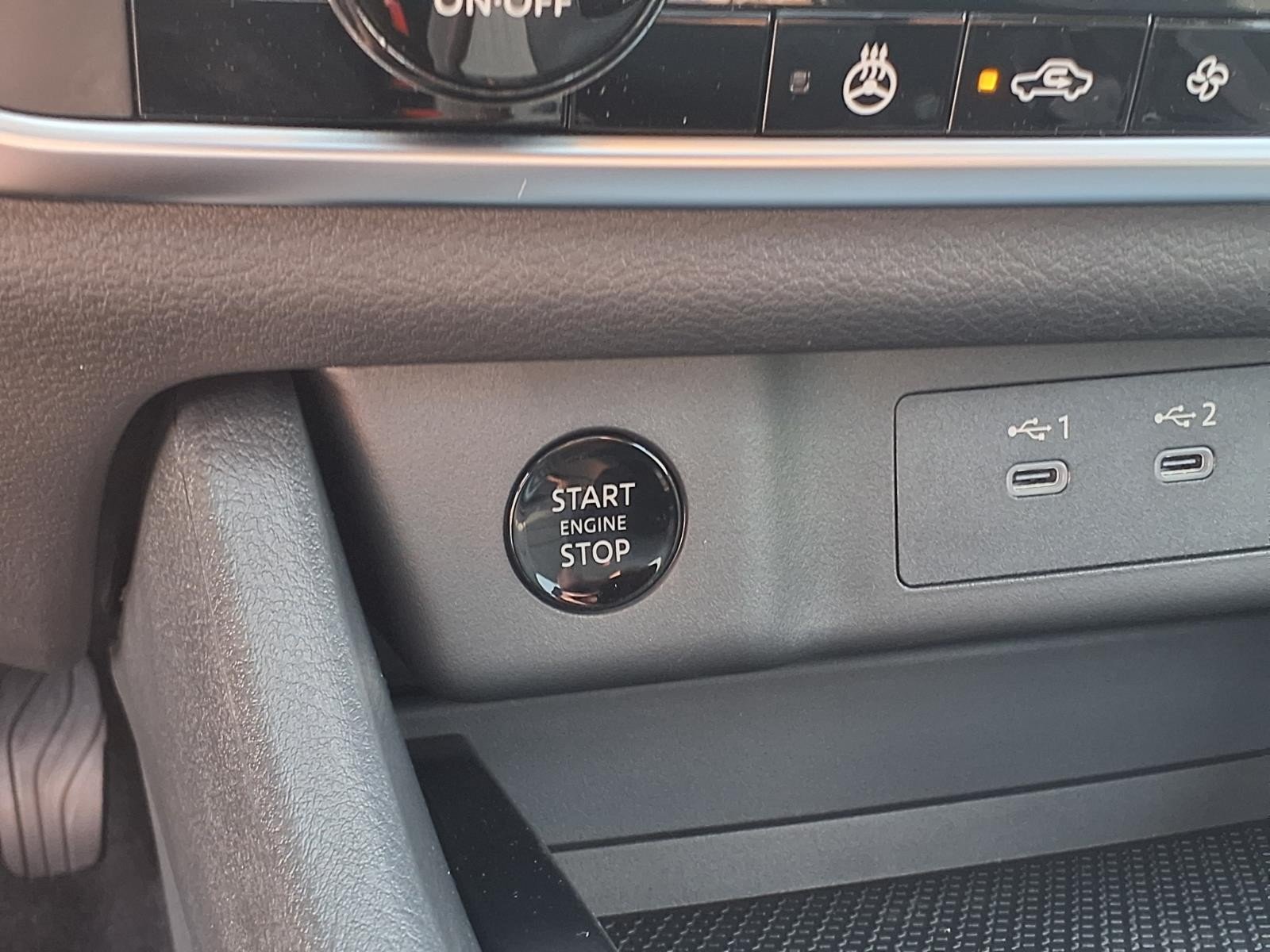 New 2026 Everest White Pearl TriCoat Nissan Dark Armor™ image 21
