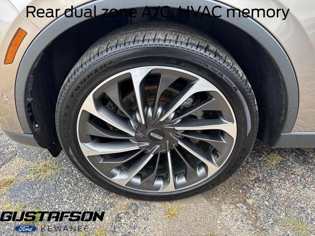 Used 2020 Iced Mocha Metallic Lincoln Reserve image 9