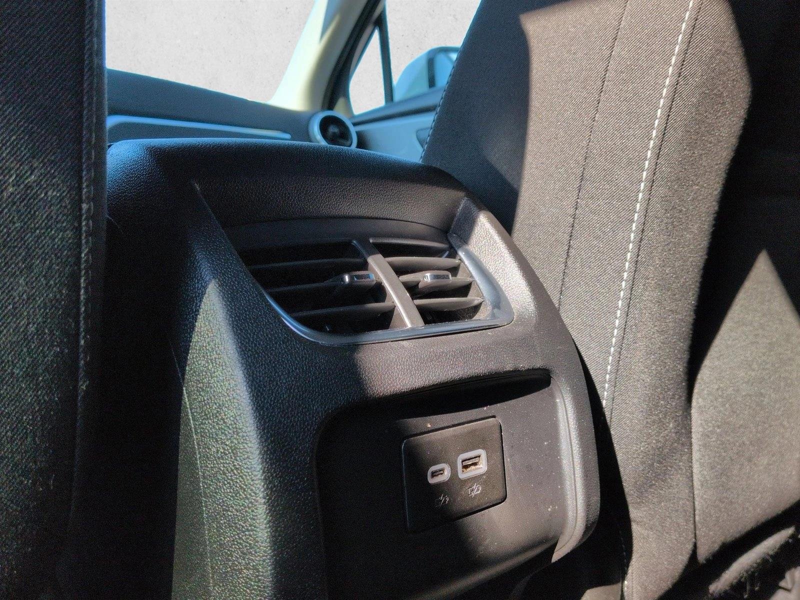 Used 2025 Summit White Chevrolet LT image 16