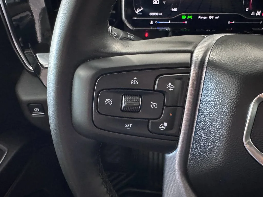 Used 2024 Summit White GMC Elevation image 16