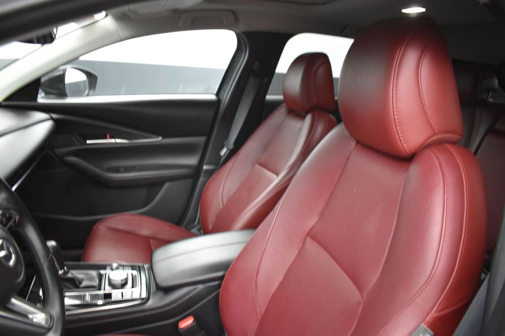 Certified Used 2025 Gray Mazda 2.5 S Carbon Edition image 9