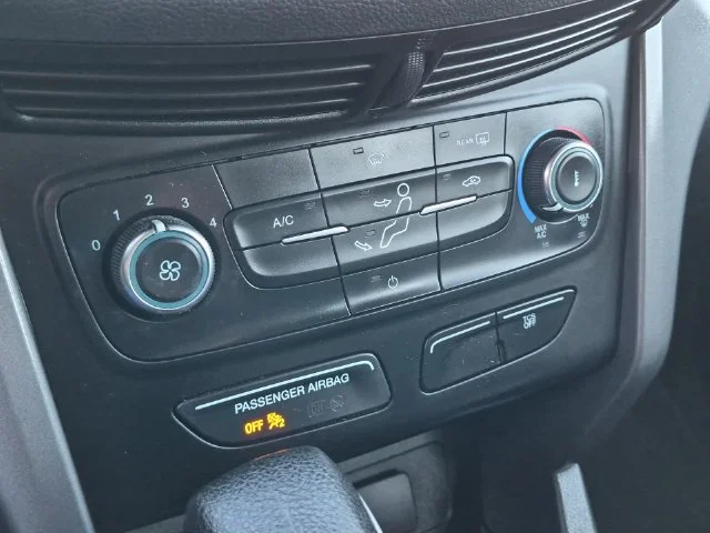 Used 2017 White Ford S image 36