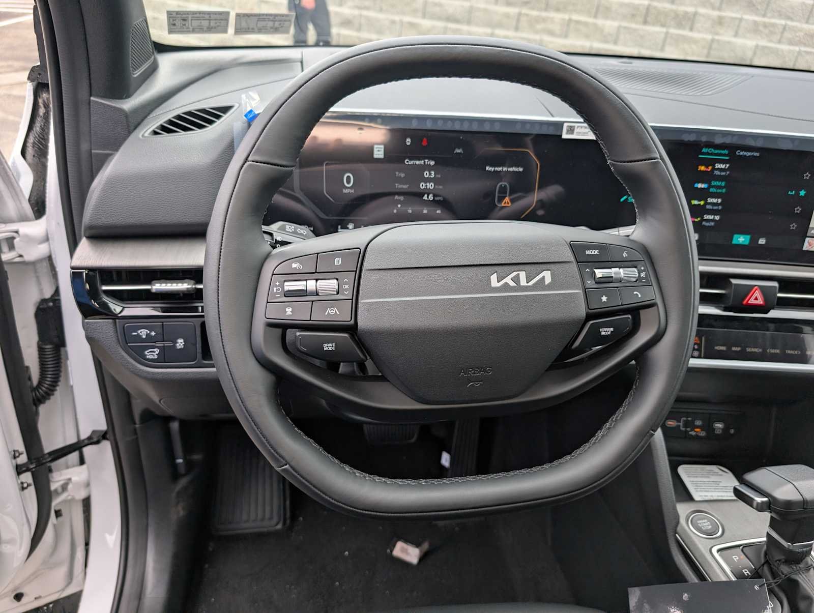 New 2026 Glacial White Pearl Kia X-Line image 30