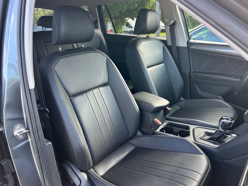 Used 2024 Gray Volkswagen 2.0T SE image 43