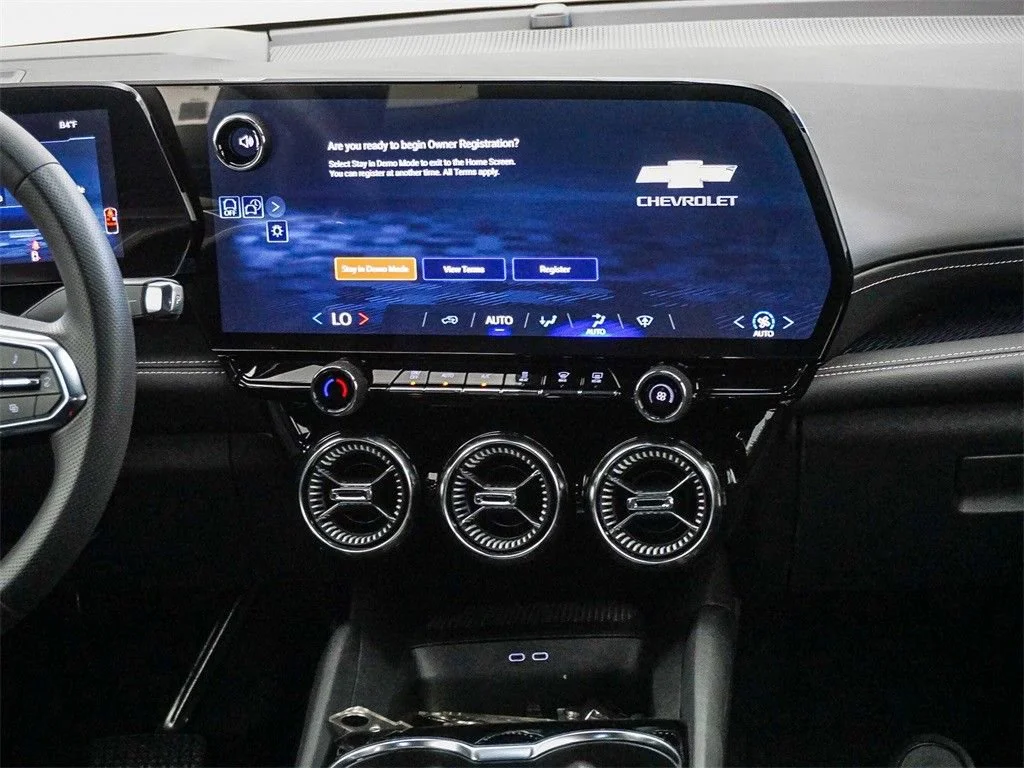 2026 Chevrolet Blazer EV LT - Photo 17