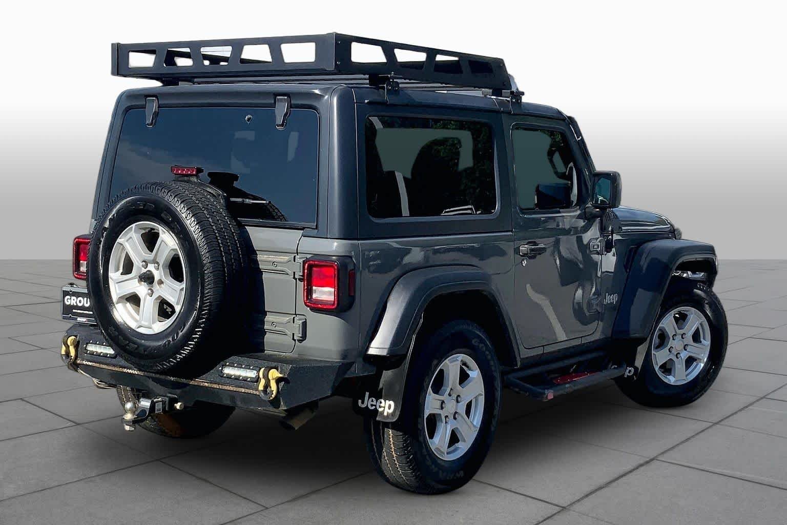 Used 2019 Sting-Gray Clearcoat Jeep Sport S image 12