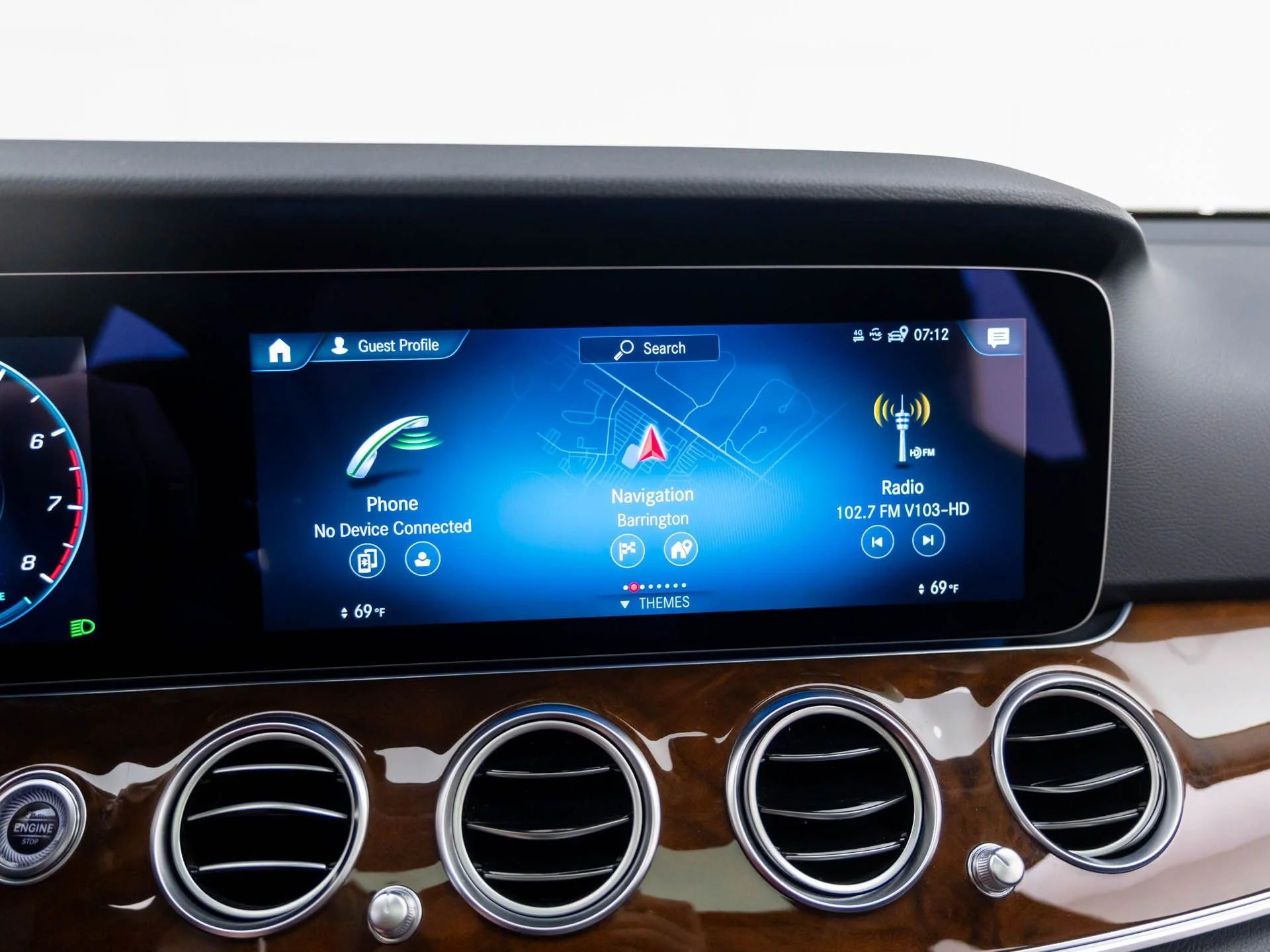 Used 2023 Silver Mercedes-Benz E 450 image 23