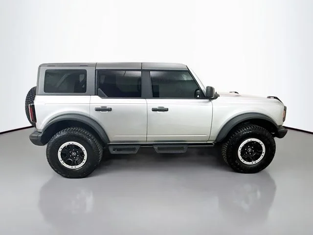Used 2024 Silver Metallic Ford Badlands image 8
