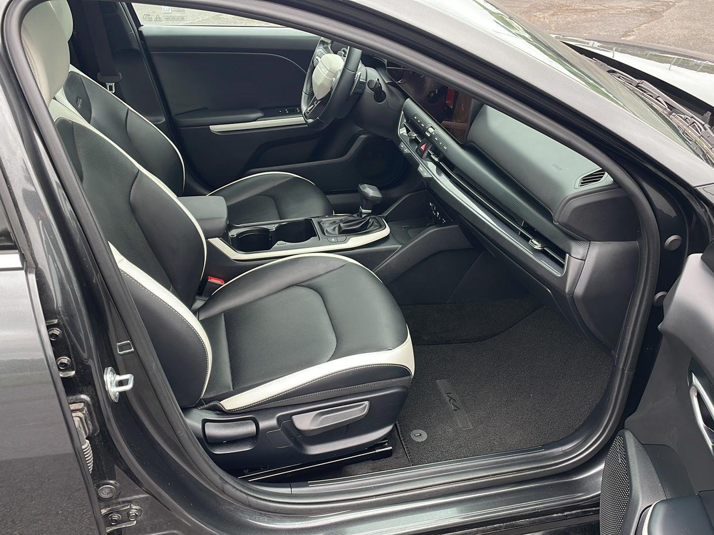 Used 2025 Gray Kia GT-Line image 28