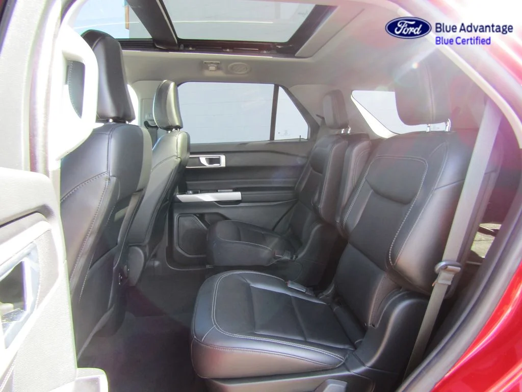 Certified Used 2024 Rapid Red Metallic Tinted Clearcoat Ford XLT image 22