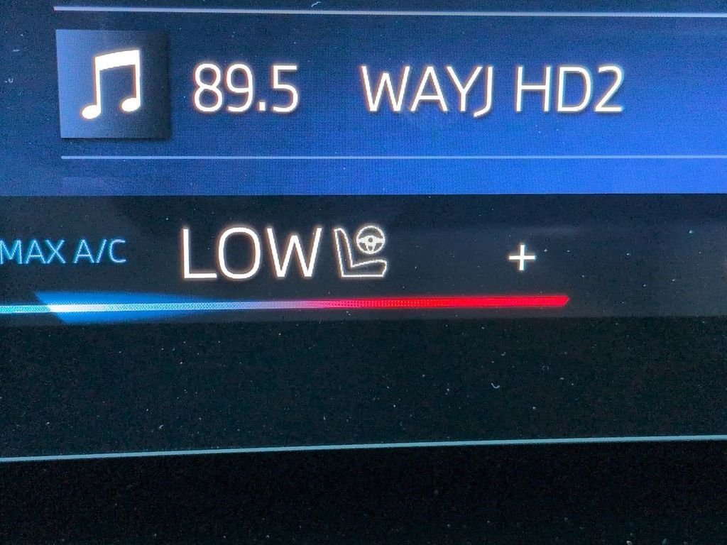 New 2026 Jet Black BMW xDrive28i image 23