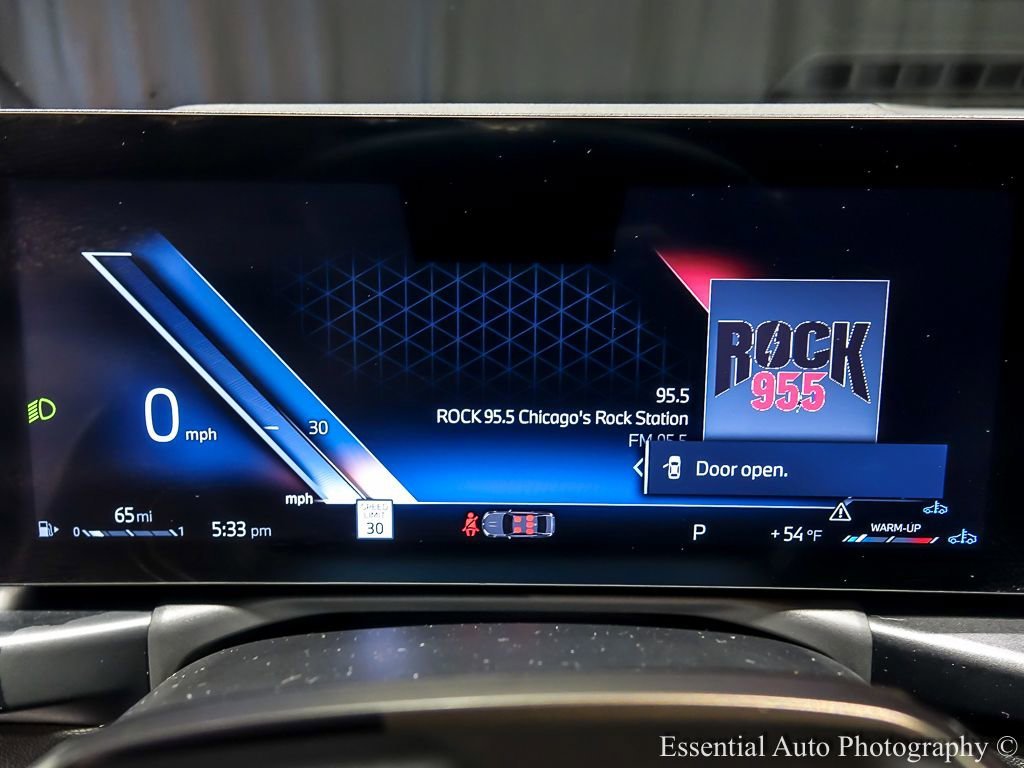 2025 BMW 3 Series 330i - Photo 21