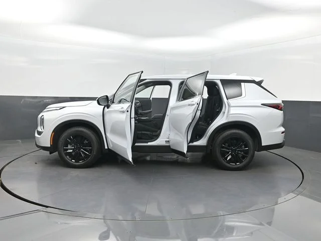 New 2026 White Mitsubishi ES 1.5T 2WD image 33