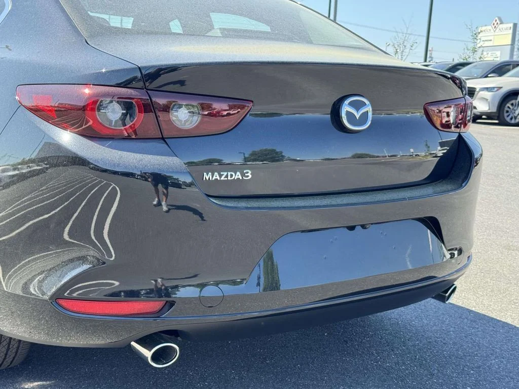New 2026 Jet Black Mica Mazda 2.5 S Preferred image 11