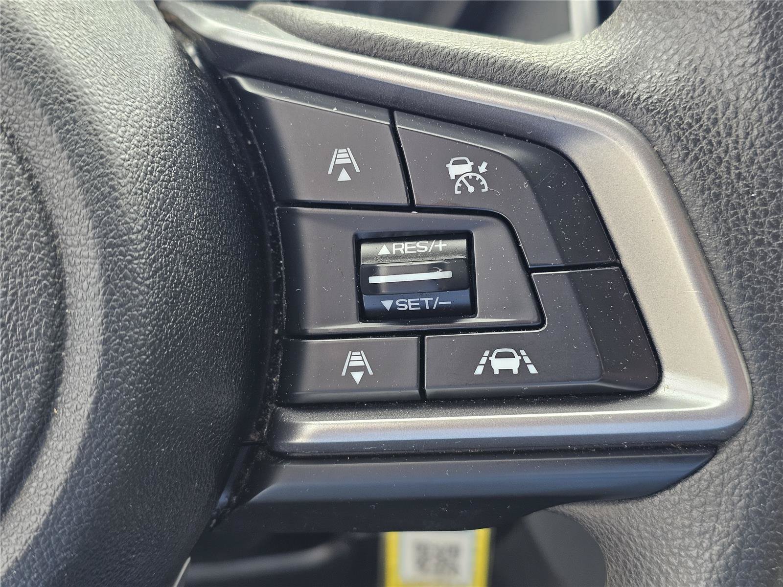 Used 2022 Crystal White Pearl Subaru  image 19