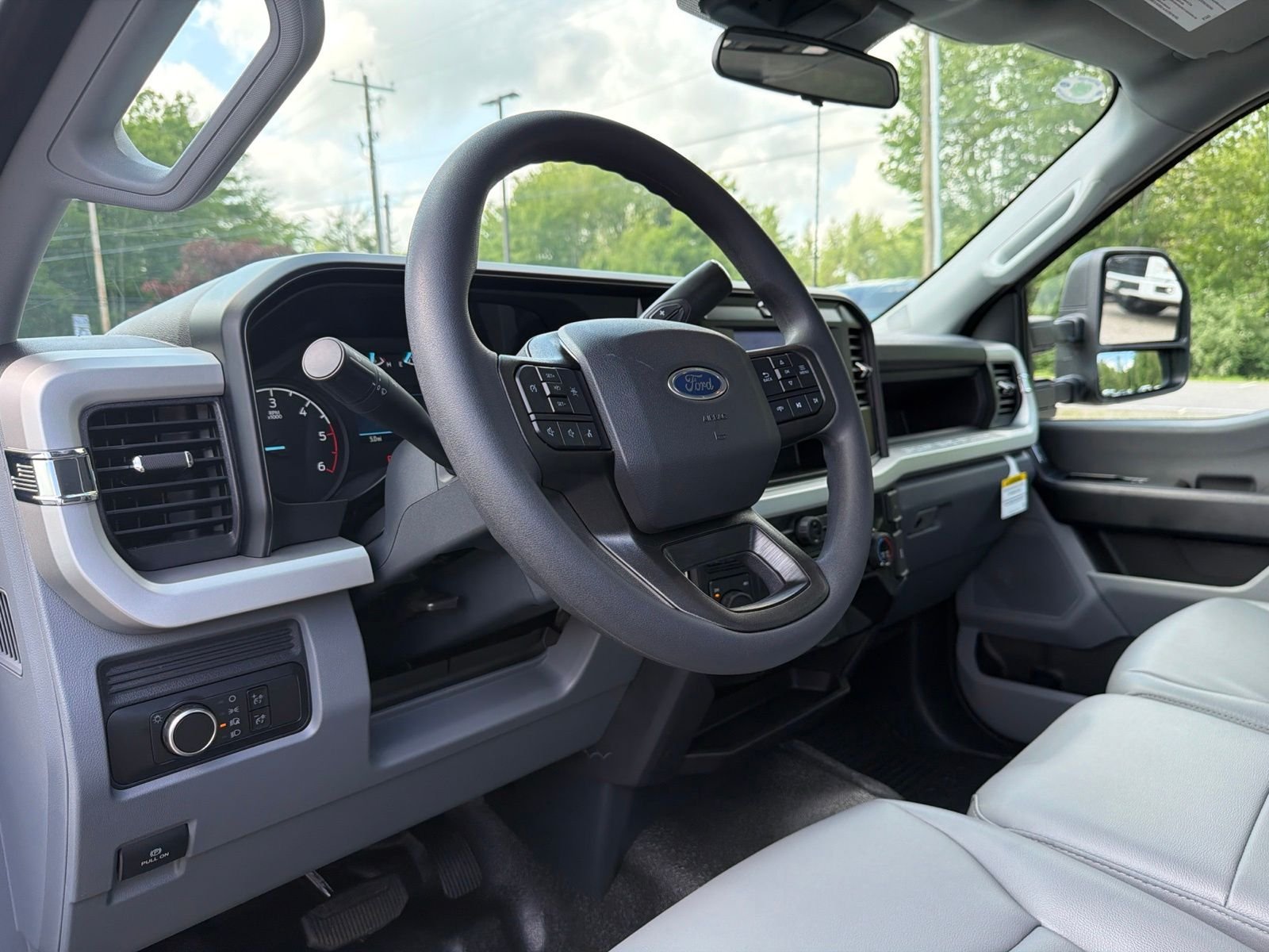 New 2026 Agate Black Metallic Ford F-550® XL image 20