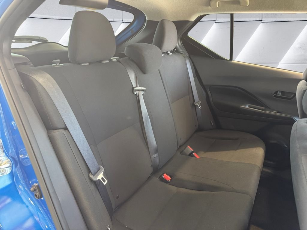 Used 2025 Blue Nissan S image 15