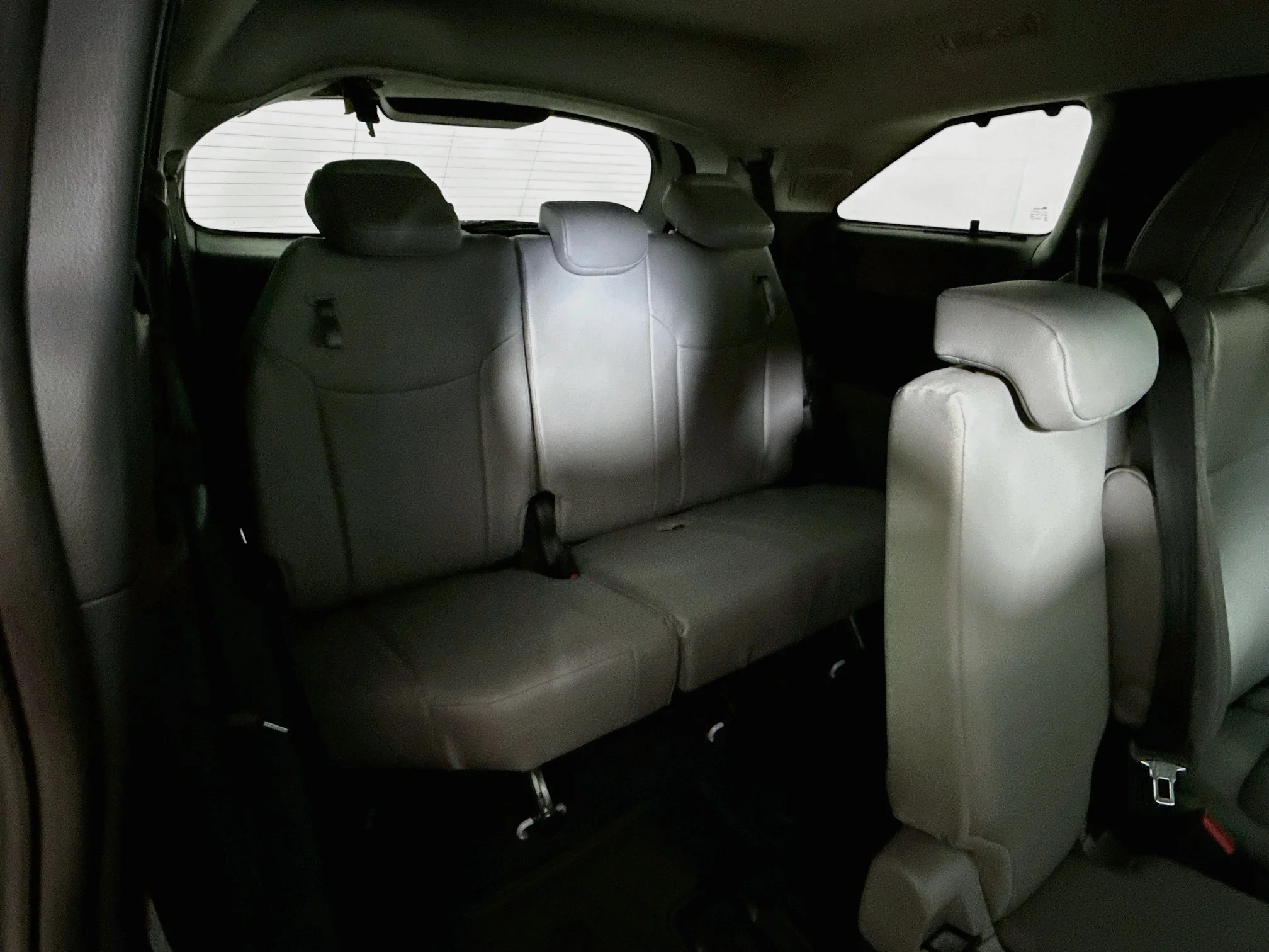 New 2026 Wind Chill Pearl Toyota XLE image 28
