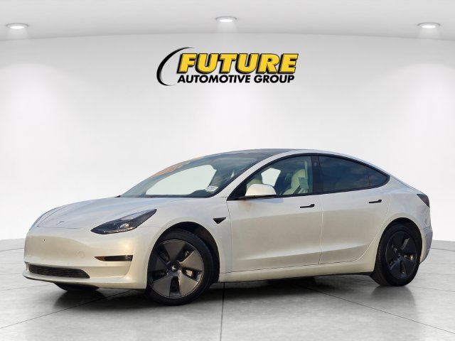 Used 2021 White Tesla Long Range image 8