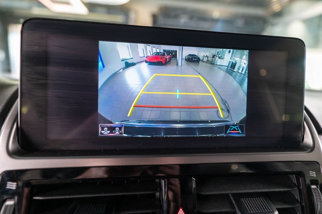 Used 2022 Black Lexus 460 image 32