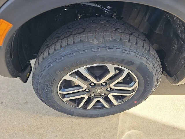 New 2026 Marsh Gray Ford Lariat® image 39
