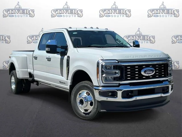 2026 Ford F-350 Lariat 4x4 Crew Cab 8' Box DRW's photo