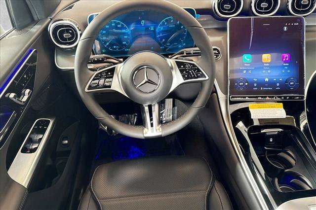 New 2026 Polar White Mercedes-Benz GLC 300 image 50