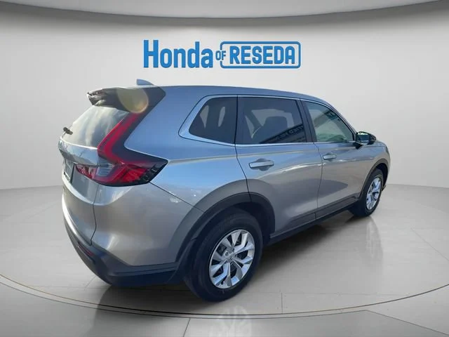 Used 2024 LUNAR SILVER METALLIC Honda LX image 13