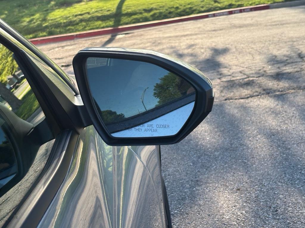 New 2026 Shimmering Silver Hyundai SEL FWD image 29
