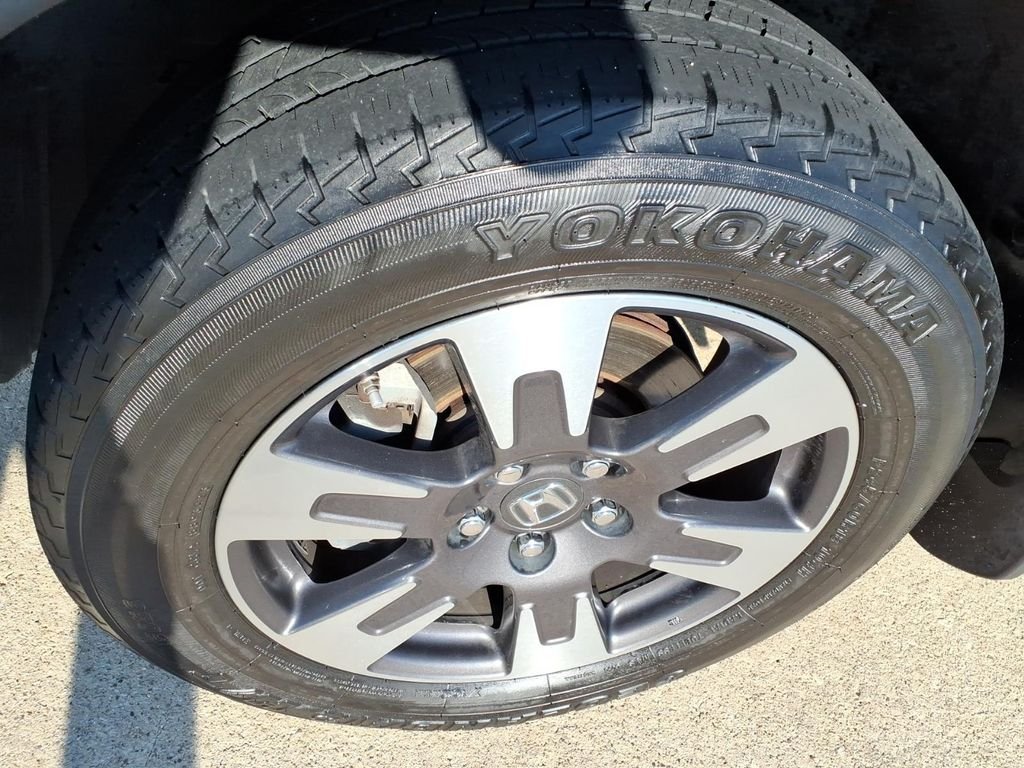 Certified Used 2019 Blue Honda RTL image 18