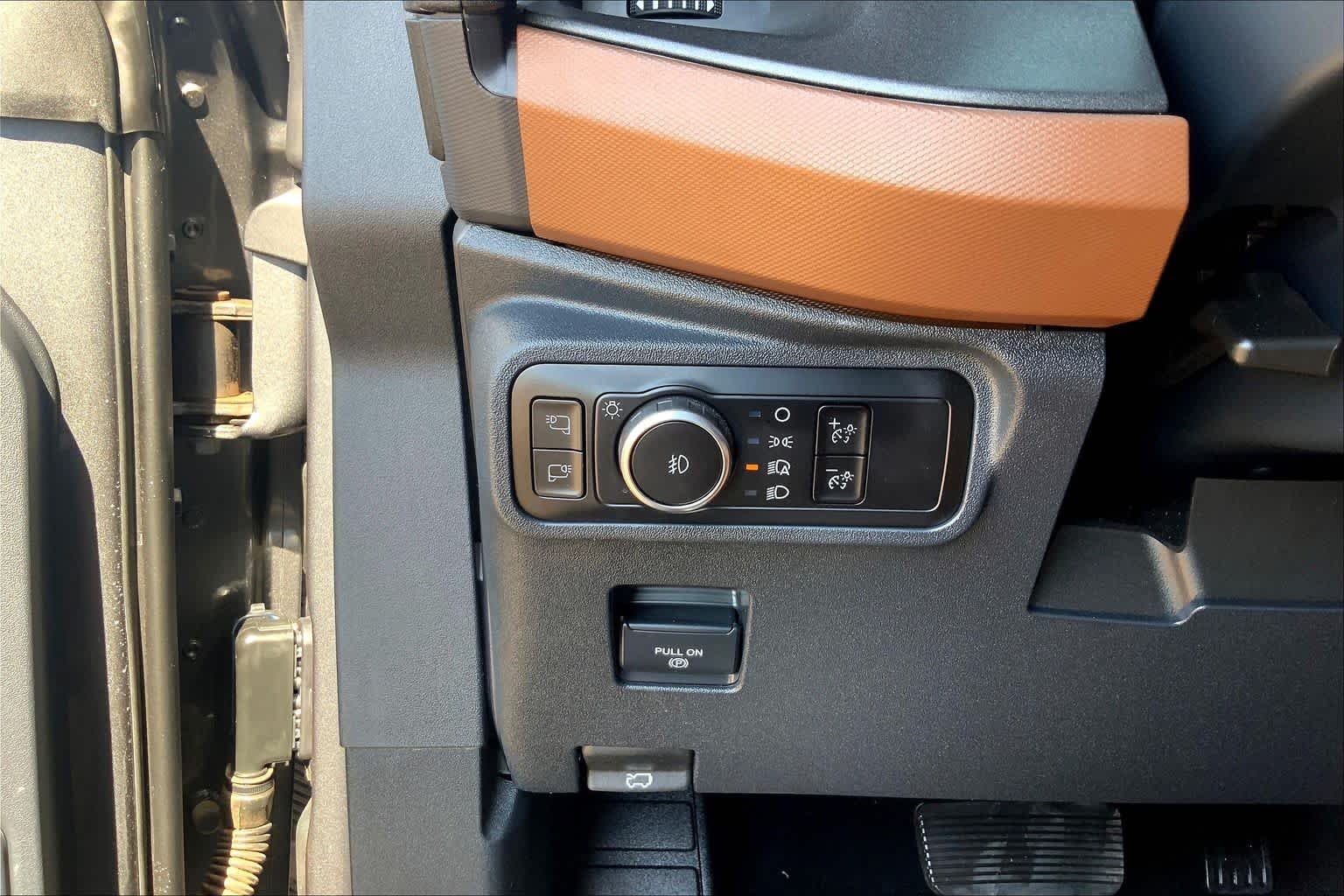 Used 2024 Carbonized Gray Metallic Ford Outer Banks image 36