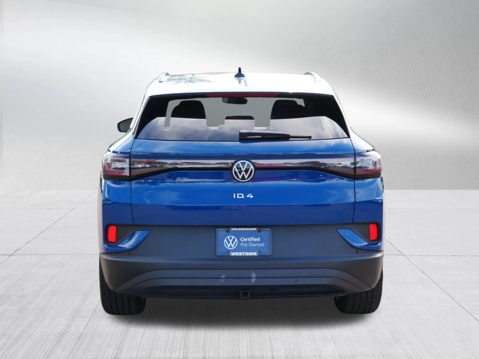 Certified Used 2025 Mountain Lake Blue Metallic Volkswagen Pro S image 6