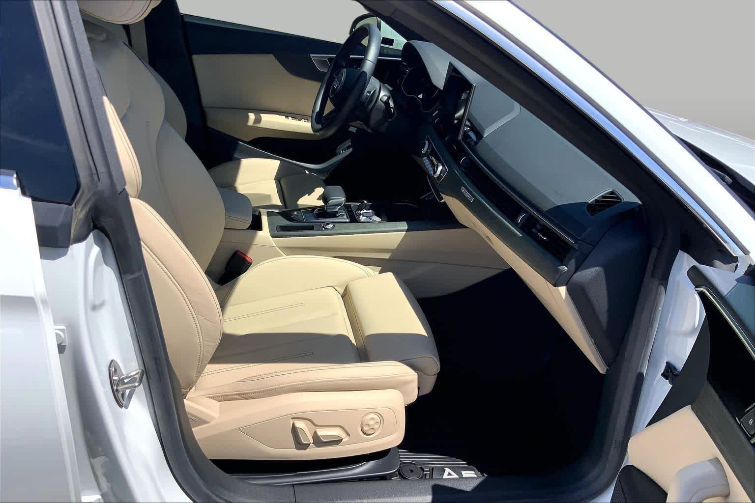 Used 2023 Glacier White Metallic Audi S line Premium image 9
