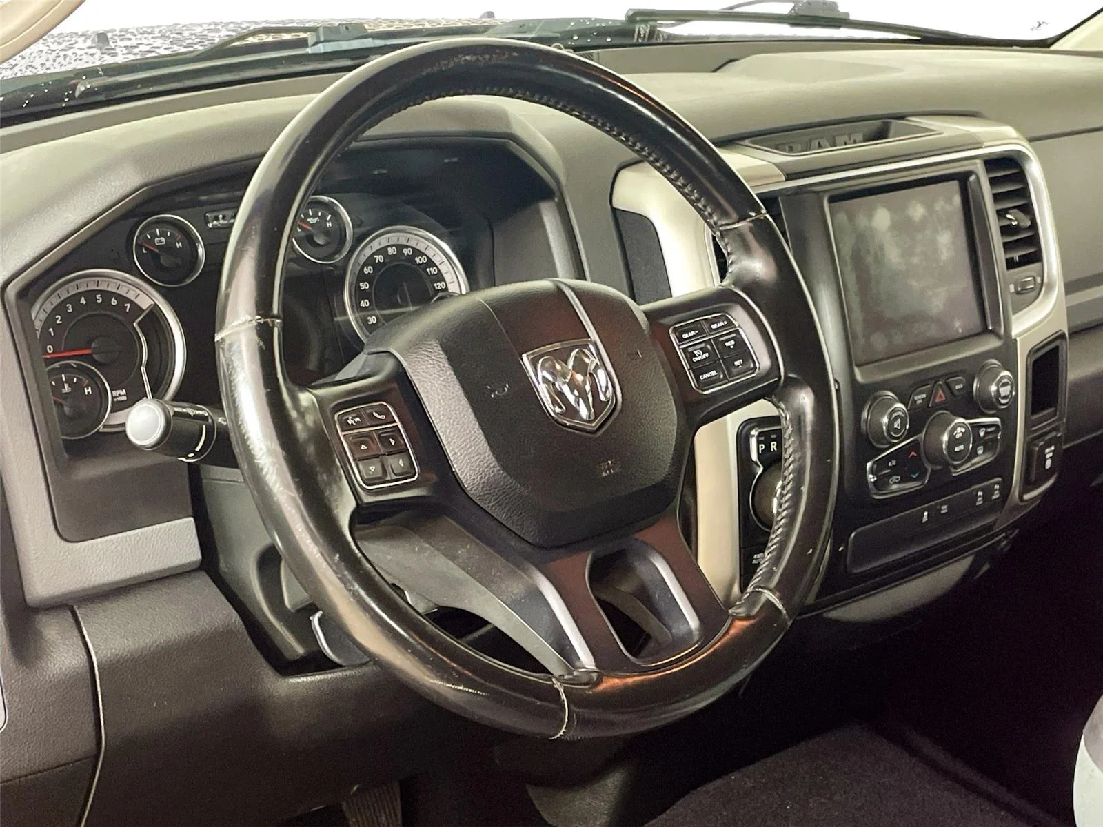 Used 2019 Delmonico Red Pearlcoat Ram Big Horn image 17