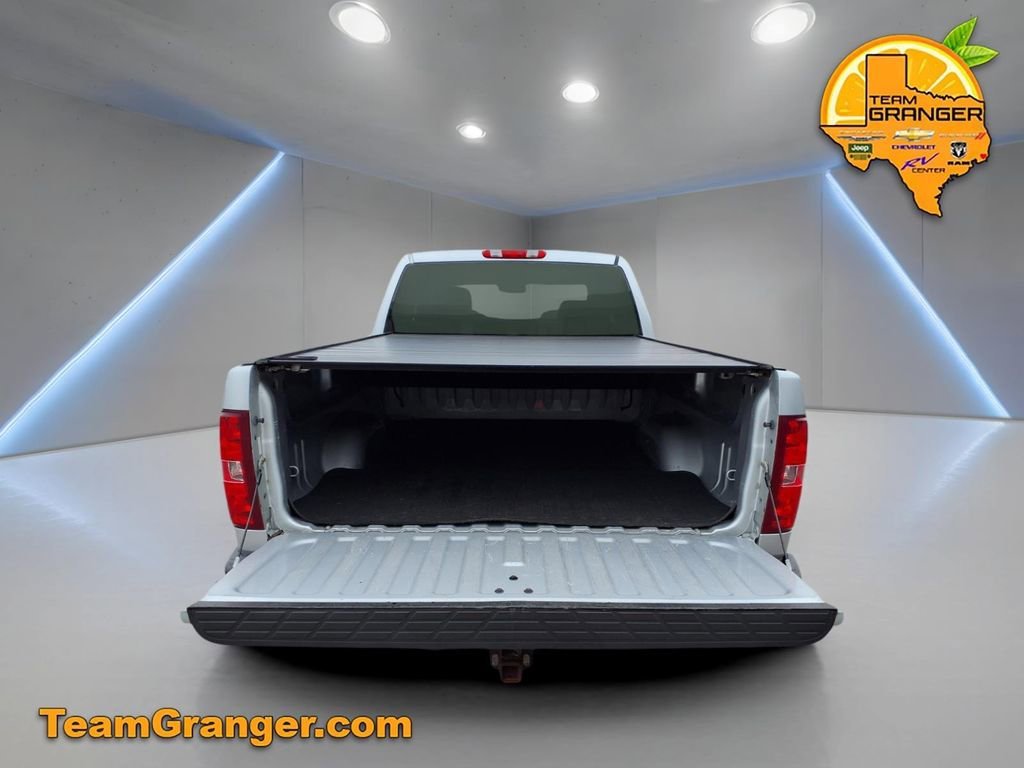 Used 2012 SILVER ICE METALLIC Chevrolet LT image 9