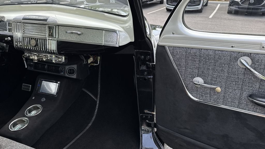 2022 Chrysler Voyager LX - Photo 21