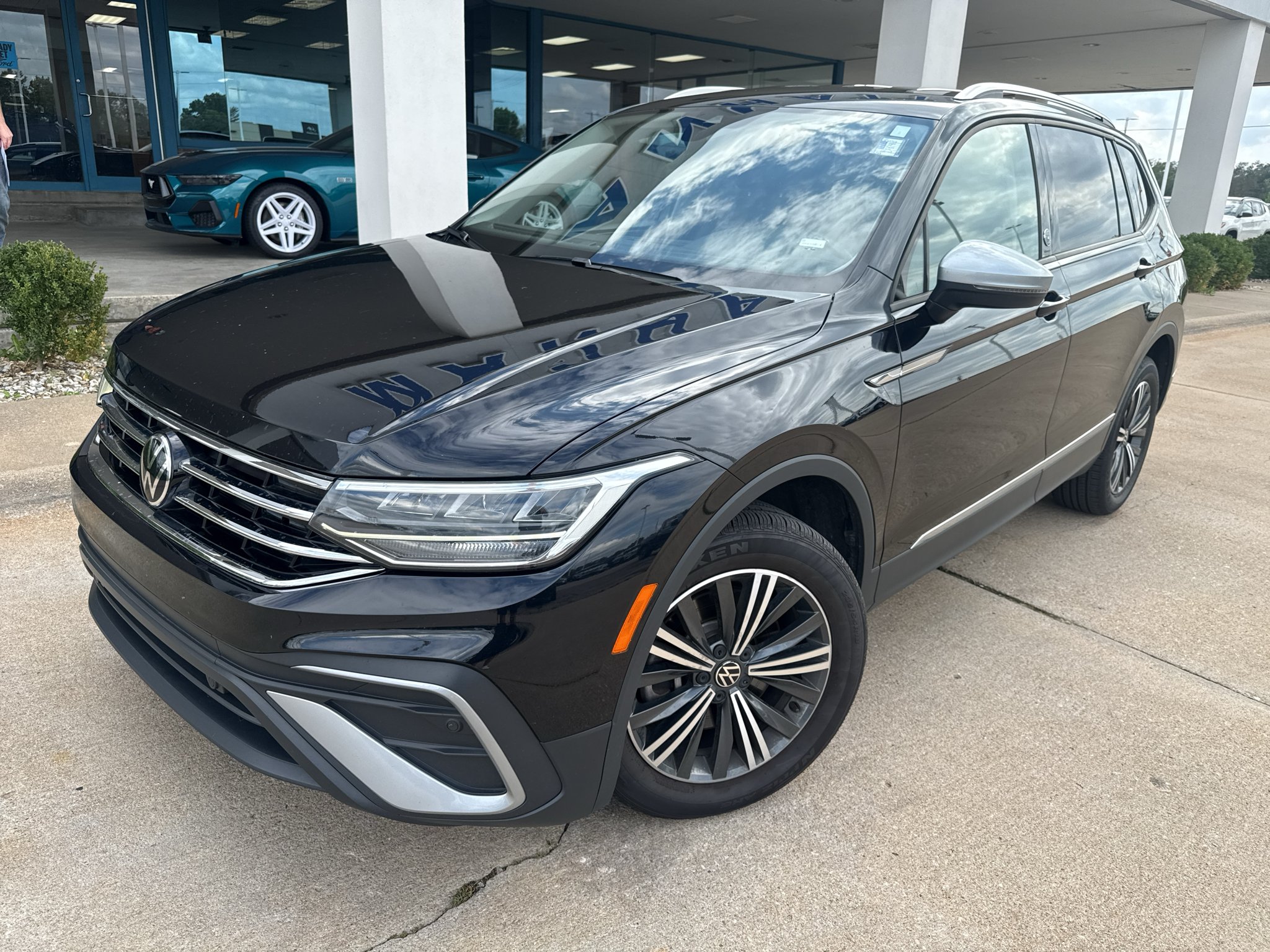 Used 2024 Deep Black Pearl Volkswagen Wolfsburg Edition image 20