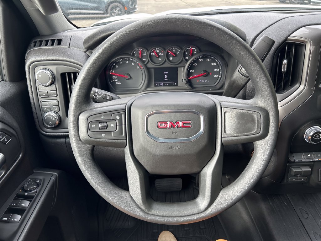 New 2026 Summit White GMC Pro image 44