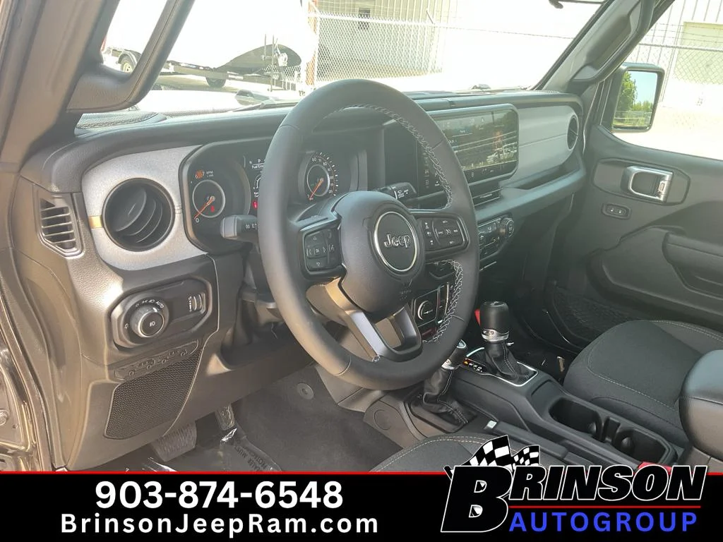 Used 2026 Granite Crystal Metallic Clearcoat Jeep Willys image 24