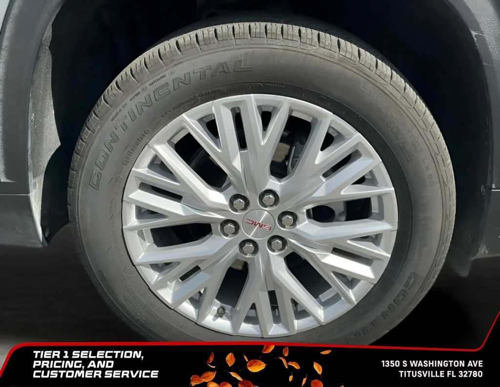 New 2026 Sterling Metallic GMC Elevation image 15