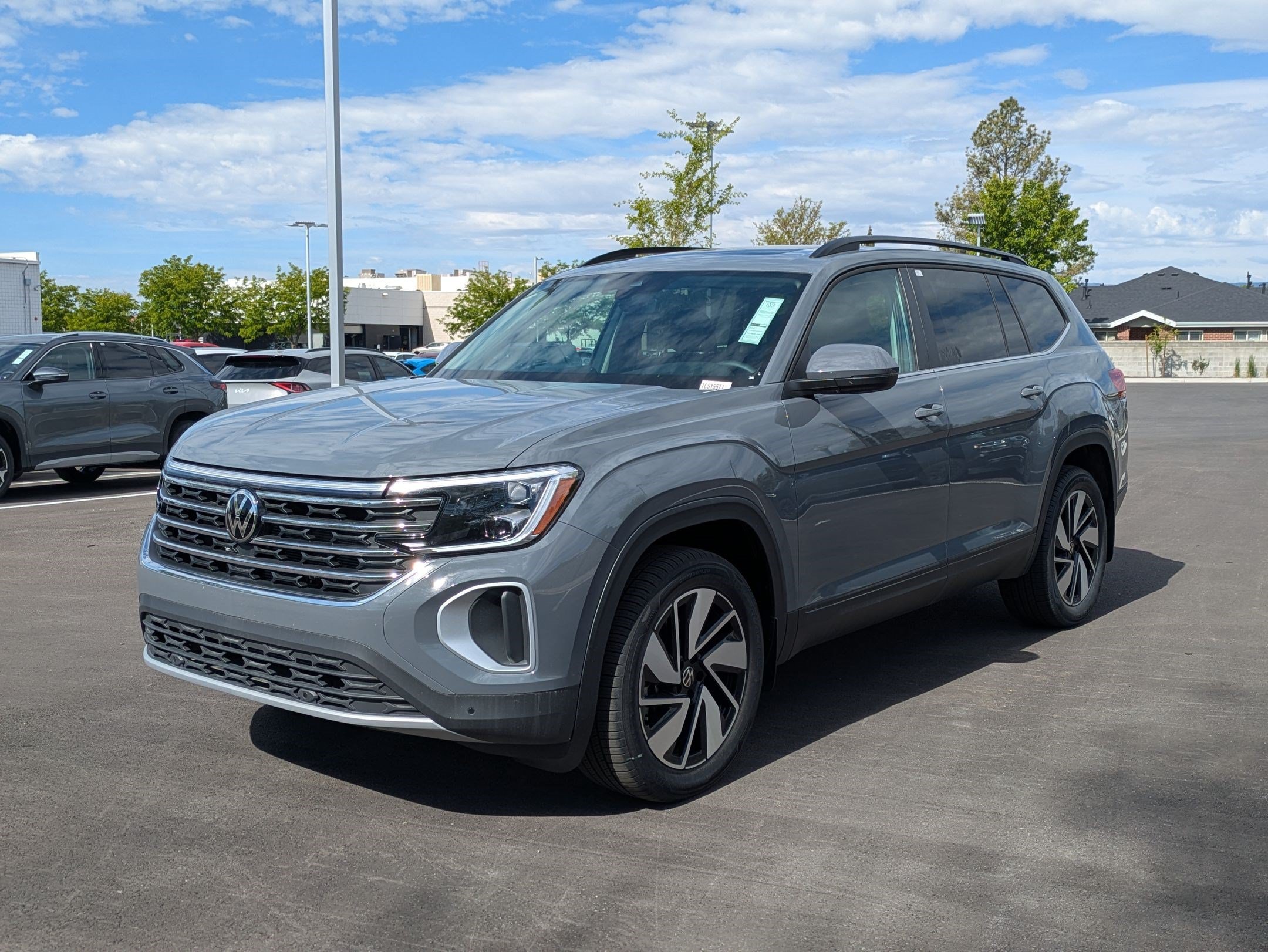 New 2026 Pure Gray Volkswagen 2.0T SE w/Technology image 8