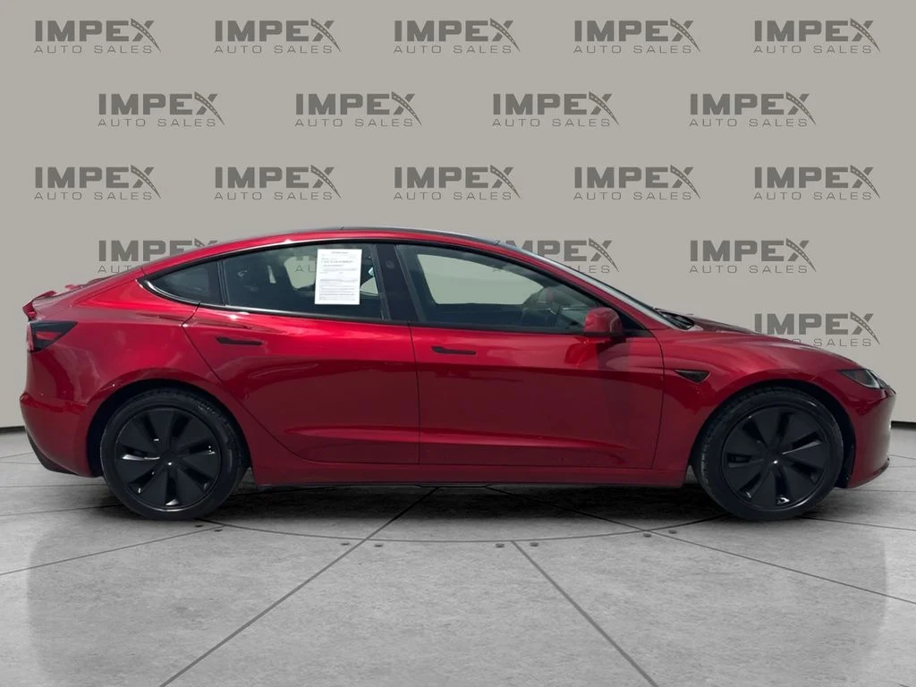 Used 2024  Tesla Long Range image 6