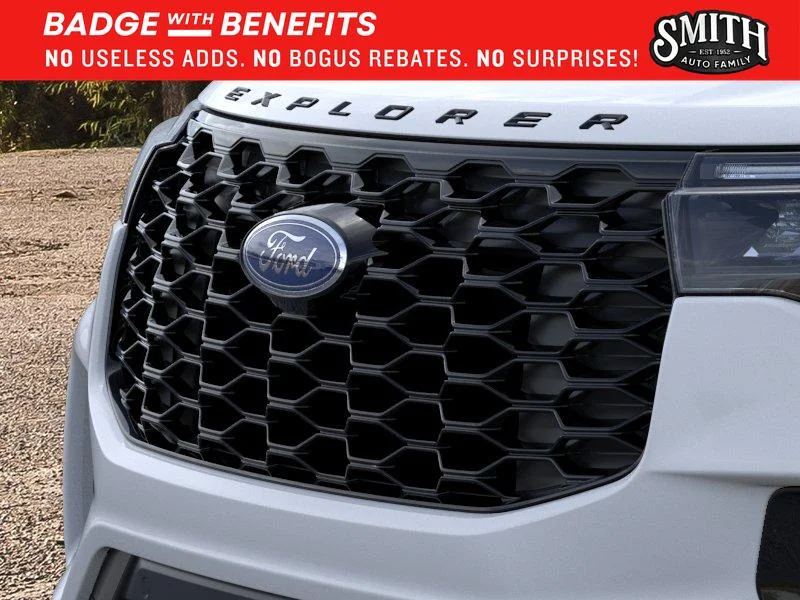 New 2026 Space White Metallic Ford ST-Line image 18