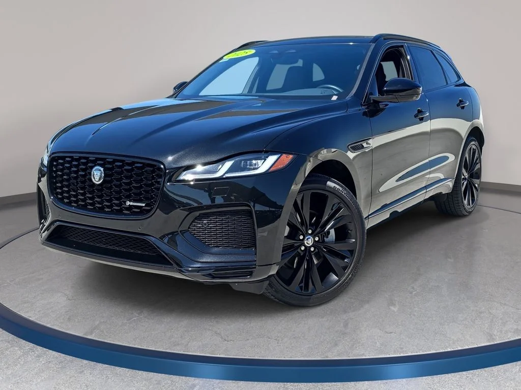 2025 Jaguar F-PACE P250 R-Dynamic S's photo