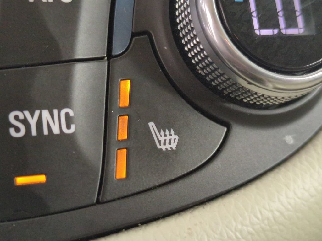 Used 2024 Gray Chevrolet LT image 26