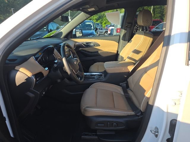 Certified Used 2023 IRIDESCENT PEARL TRICOAT Chevrolet Premier image 33