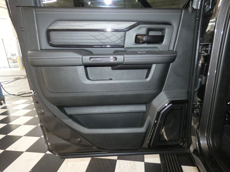 2026 RAM 3500 Limited - Photo 34